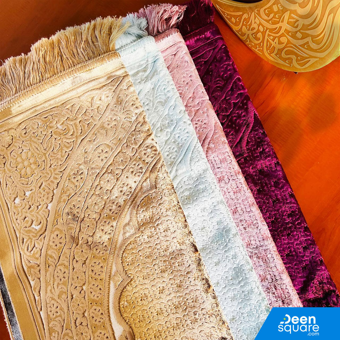Velvet and Soft Prayer Mat | سجادة الصلاة الناعمة والمخملية