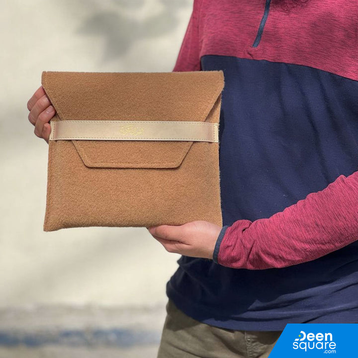 Elegant Quran Gift Set with Felt Pouch | مجموعة هدايا القرآن الأنيقة مع حقيبة مصنوعة من الفلت