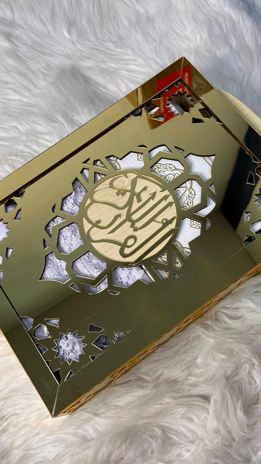 Ottoman Luxury Islamic Gift (Plexi Glass Box) - White