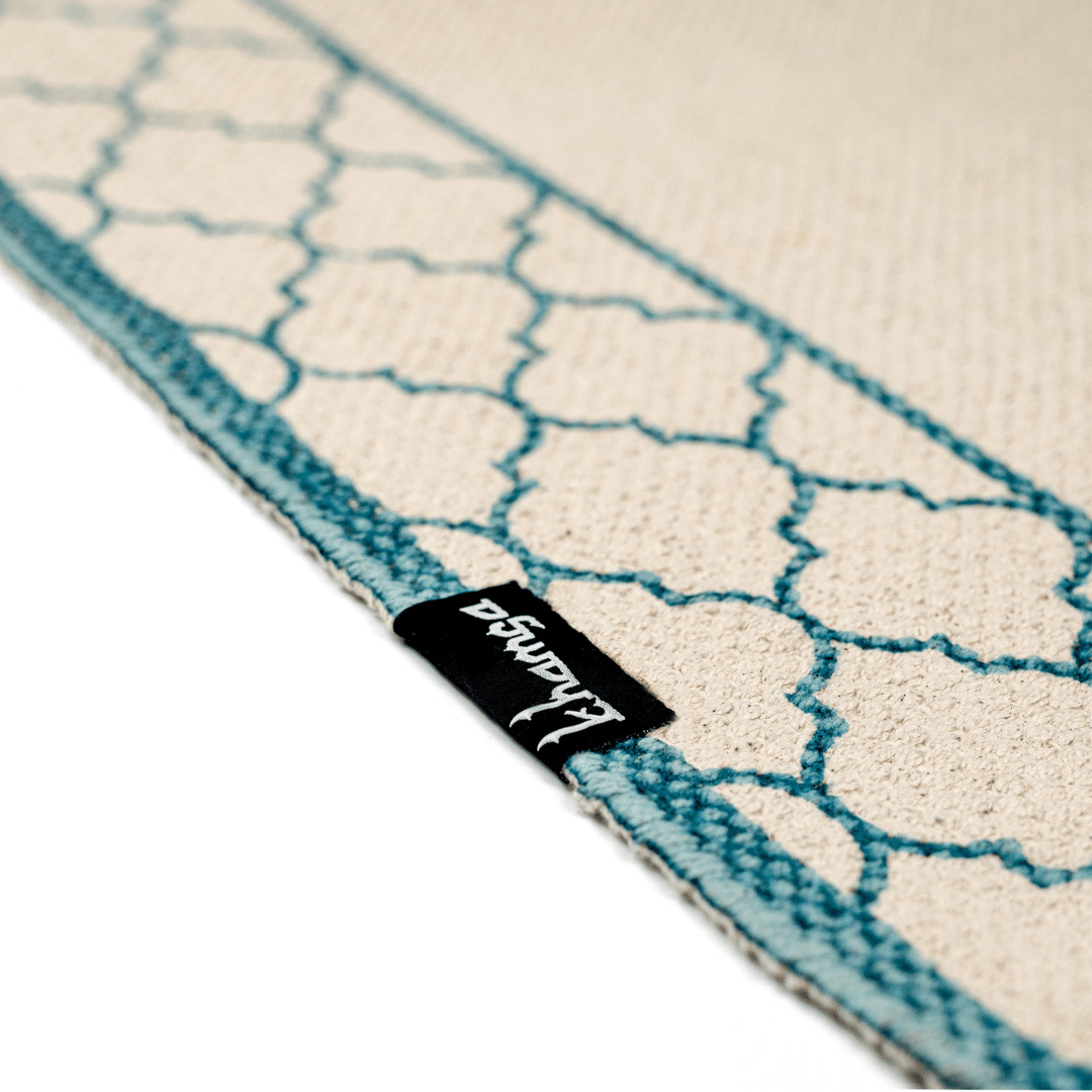 Khamsa Classic | Muslim Prayer Rug Prayer Mat Adult Size 65 cm x 110 cm Arabic Style Janamaz in 100% Soft Organic Cotton Fabric Handcrafted Arabic Design | Azraq - Blue