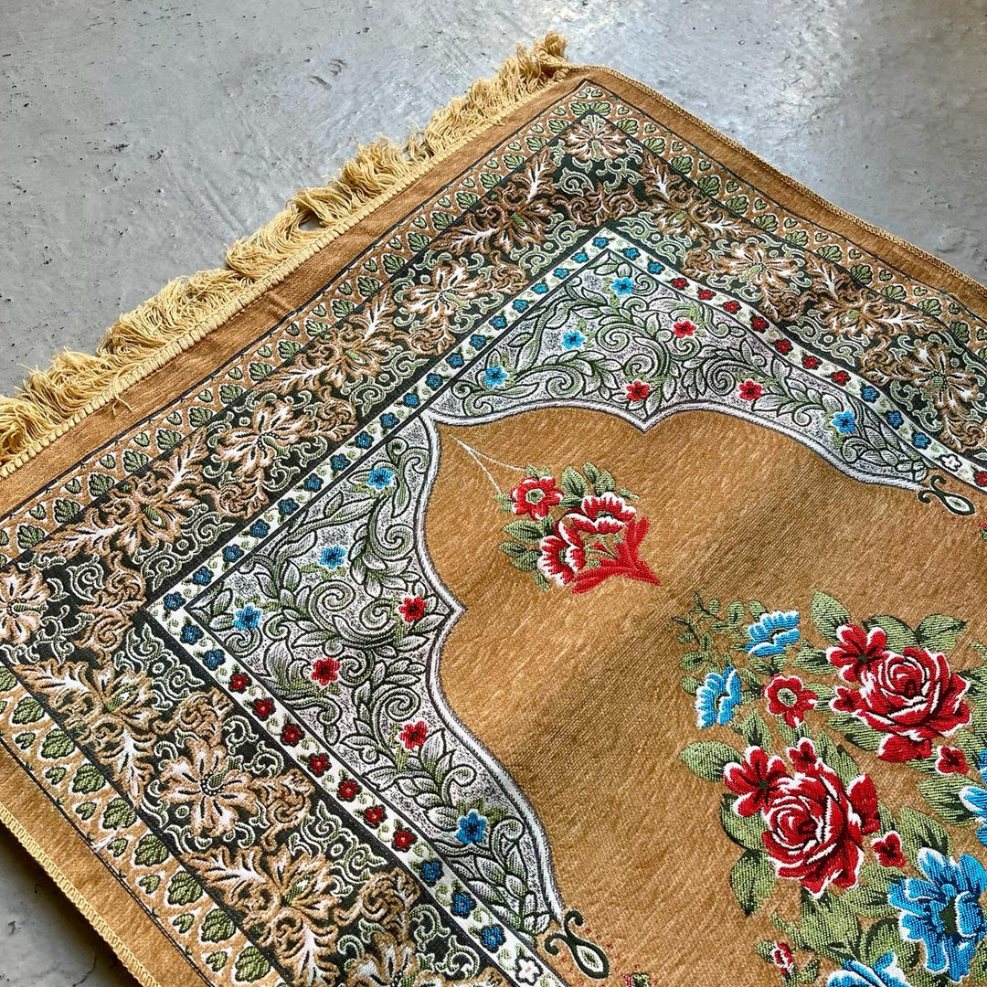 Embroidery Design Prayer Mat (with removable and washable foam)