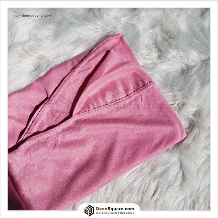 Teenager prayer hijab makhna in baby pink