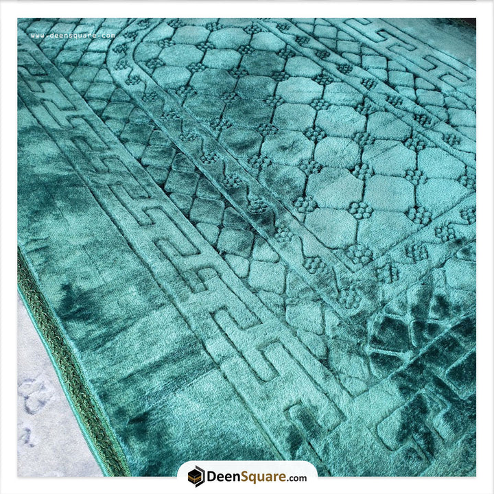 Padded Thick Velvet Prayer Rug Embossed