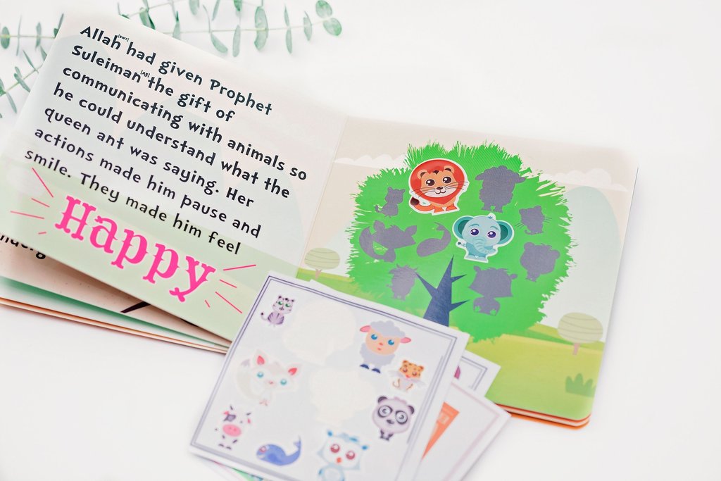 Prophet Suleiman (AS) and the Queen Ant: Reusable Vinyl Stickers Board Book