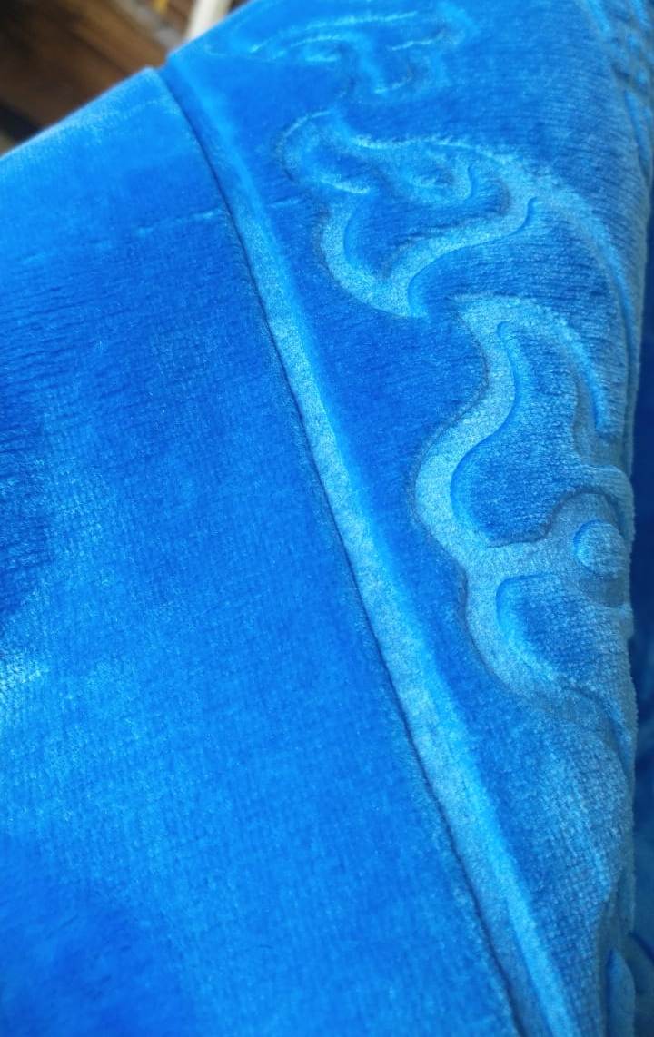 Padded Thick Velvet Prayer Rug Embossed