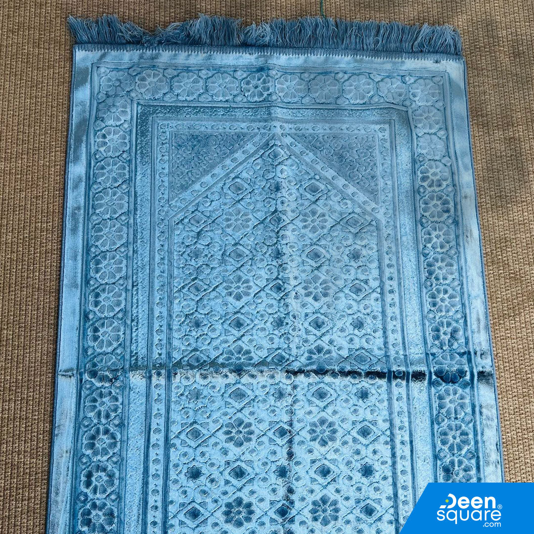 سجادة صلاة مخملية وناعمة | سجادة الصلاة الناعمة والمخملية 