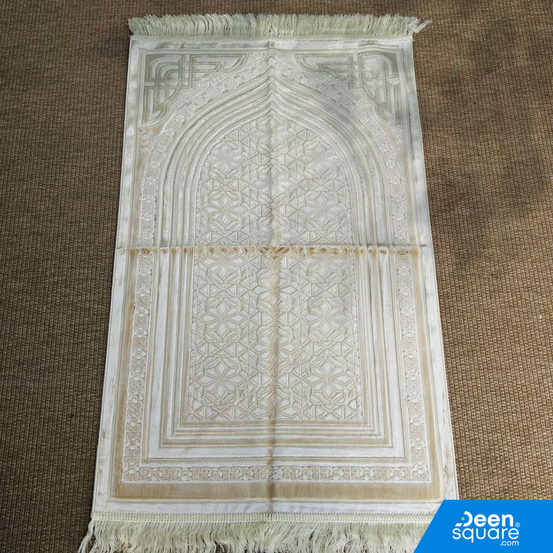 سجادة صلاة مخملية وناعمة | سجادة الصلاة الناعمة والمخملية 