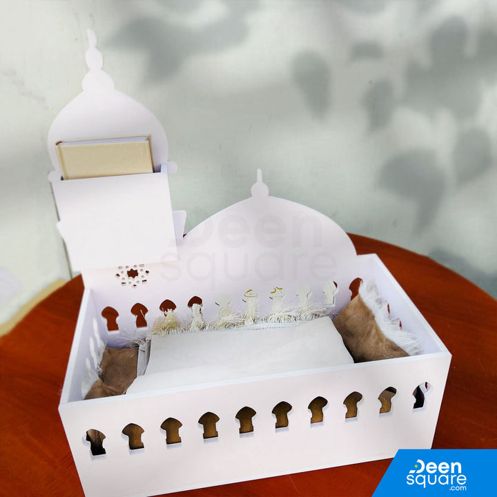 Mosque-Shaped Quran and Prayer Mat Forex Stand | حامل القرآن وسجادة الصلاة بتصميم مصنوع من الـ "فوركس"