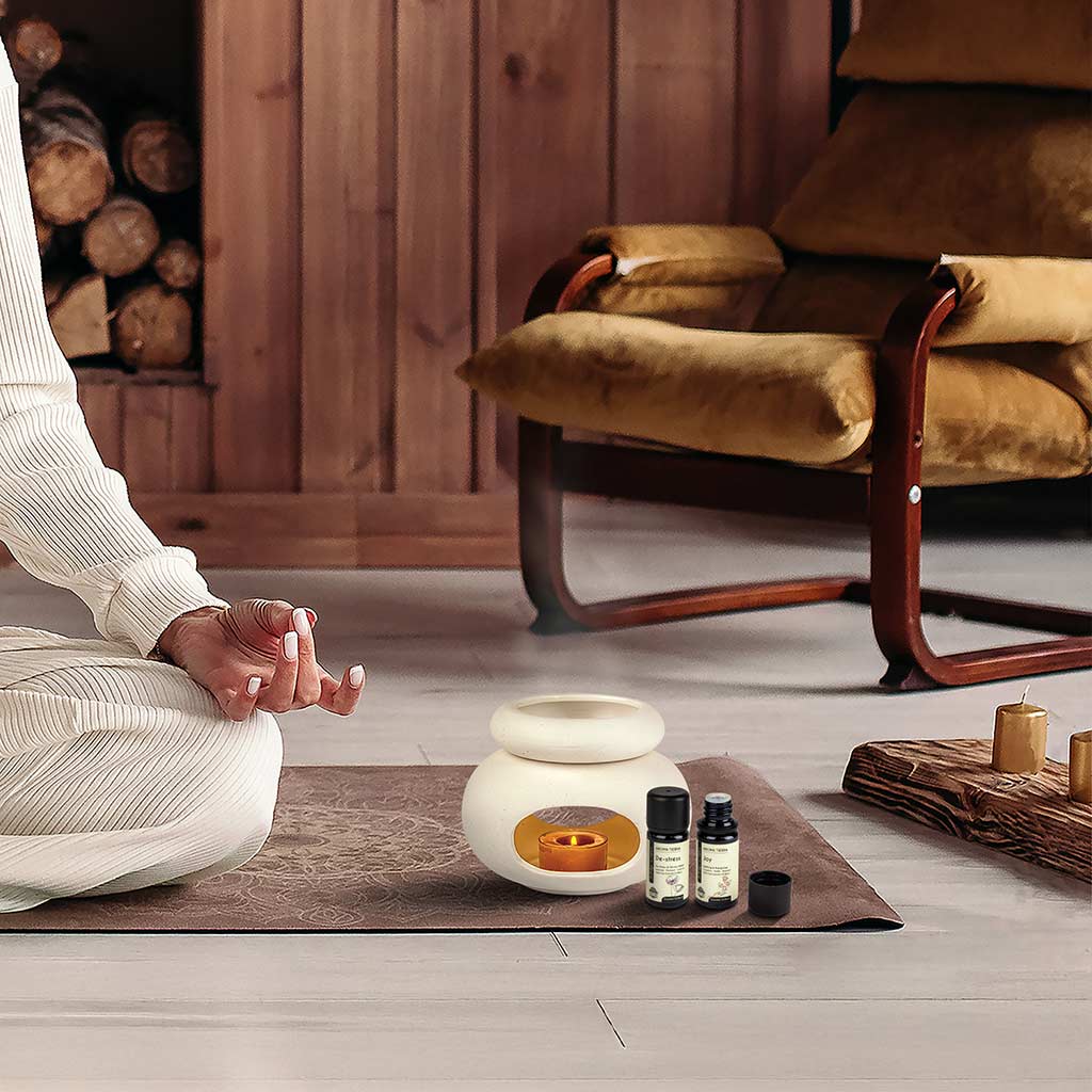 Lona Gift Set - Ceramic Burner (Diffuser) with Essential Oils - Aroma Tierra