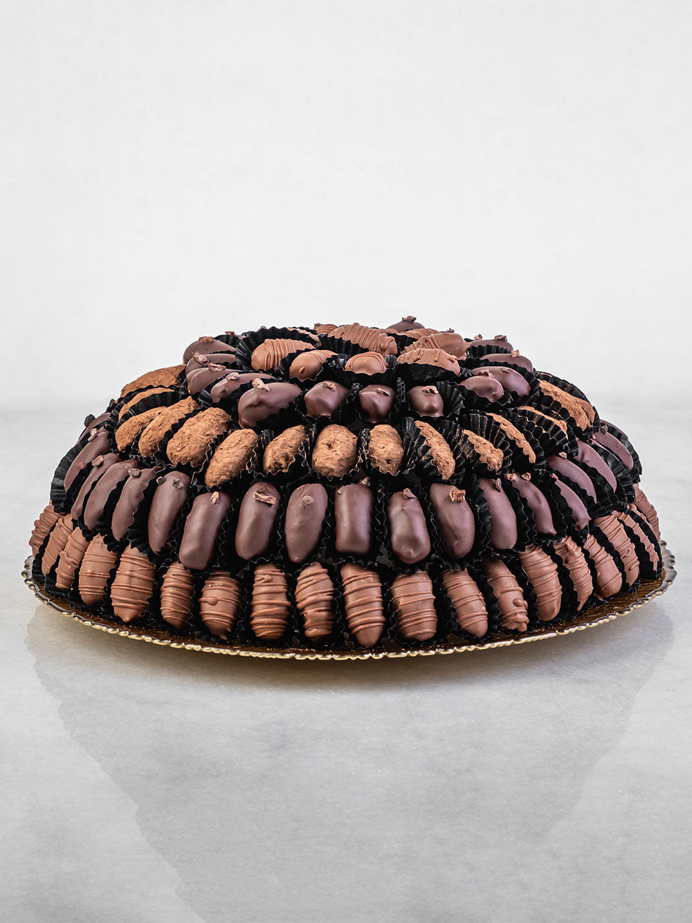 The Bountiful Tray - Luxury Dates &amp; Chocolate Gift - Signature Date Assortment