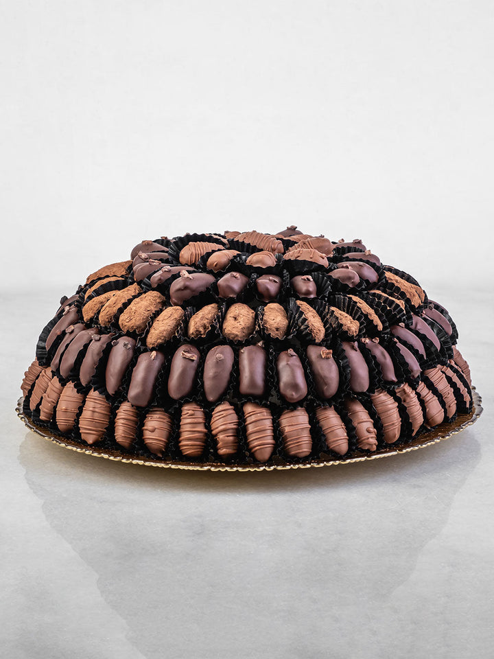 The Bountiful Tray - Luxury Dates &amp; Chocolate Gift - Signature Date Assortment