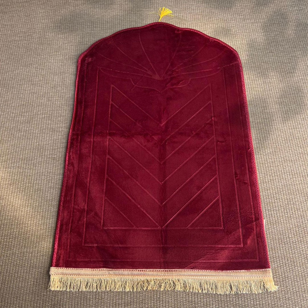 Buy customizable padded prayer mat for teenagers at deensquare.com Dubai | UAE. Soft, lightweight musallah with name personalization for gifts &amp; daily salah.