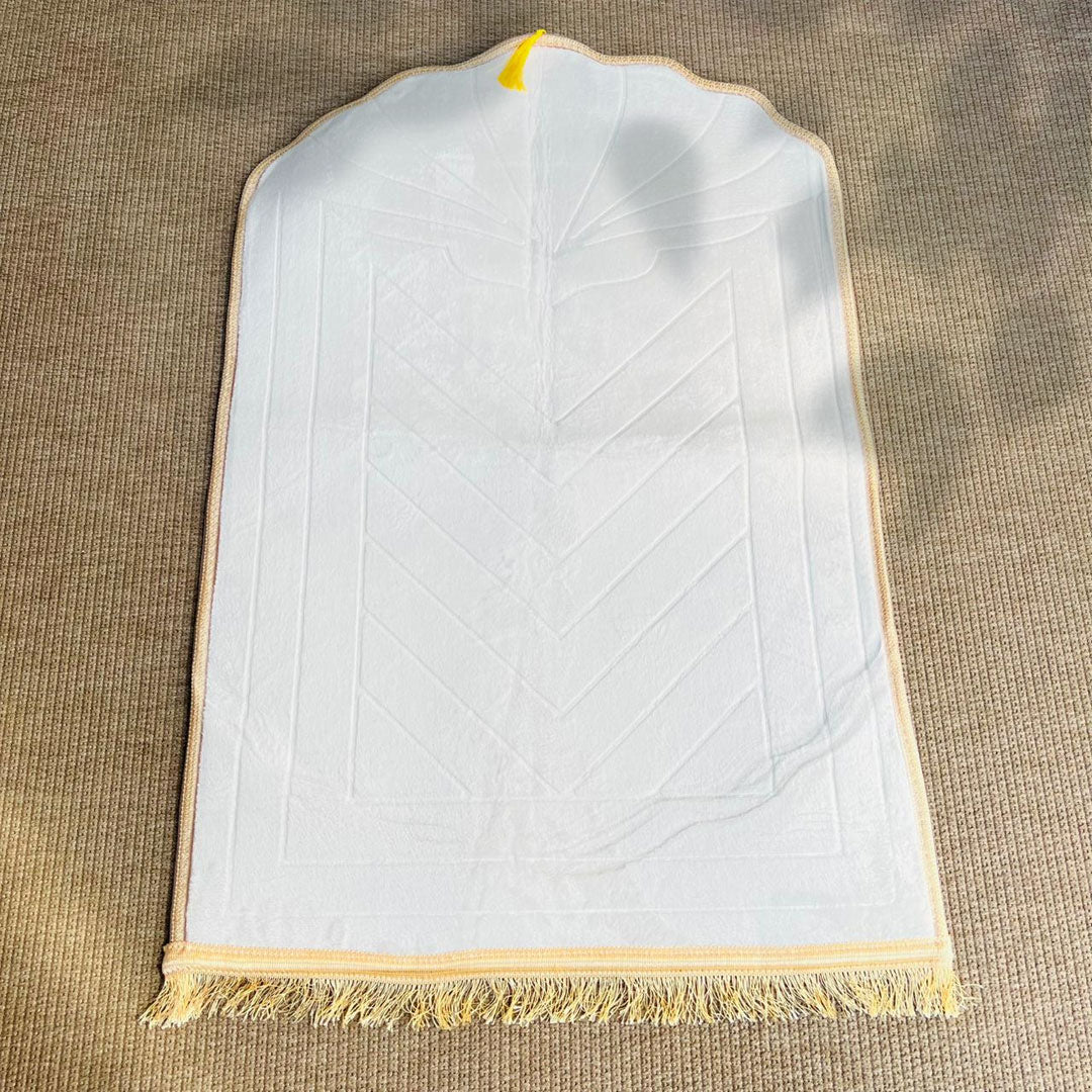 Buy customizable padded prayer mat for teenagers at deensquare.com Dubai | UAE. Soft, lightweight musallah with name personalization for gifts &amp; daily salah.