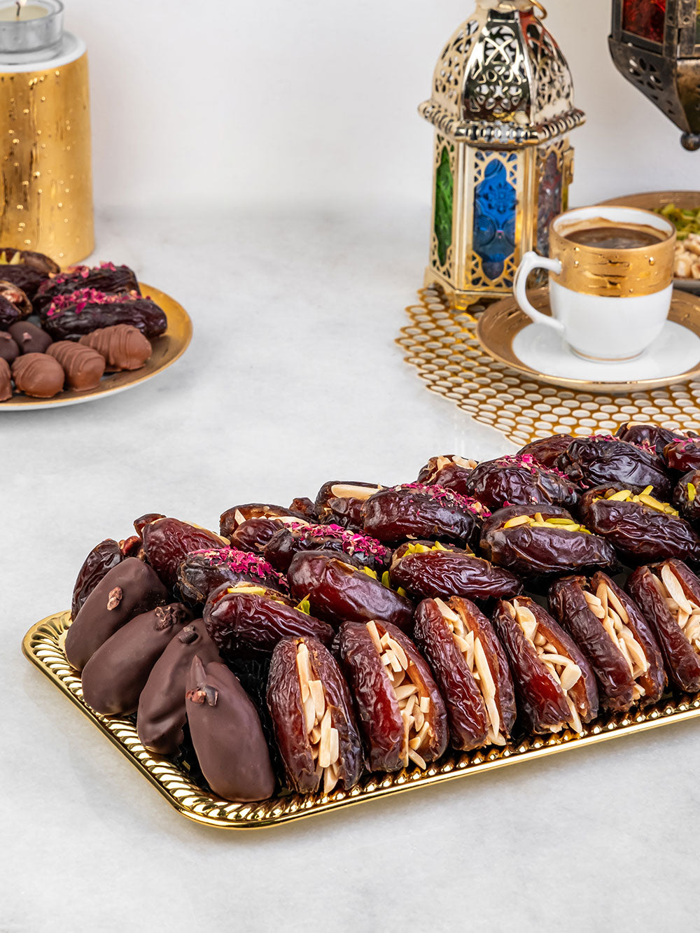 Desert Gold Platter – Luxury Dates &amp; Chocolate Ramadan Gift Tray - Co Chocolat