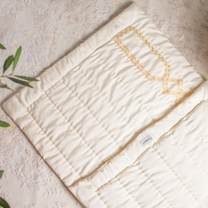 Buy DAMAC handmade embroidery prayer mat at deensquare.com. Premium Jodali sajjadah in acrylic box with fast shipping in Dubai | UAE.
