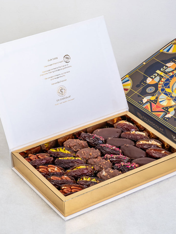 Noor Flat Box Treats – Luxury Dates &amp; Chocolate Gift Box co Chocolat