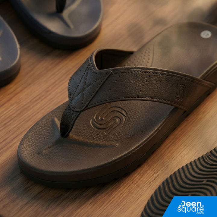 Buy Flip Flop Slippers for Hajj &amp; Umrah at deensquare.com Dubai | UAE. Comfortable Black chappal, lightweight and easy slip-on for pilgrims.