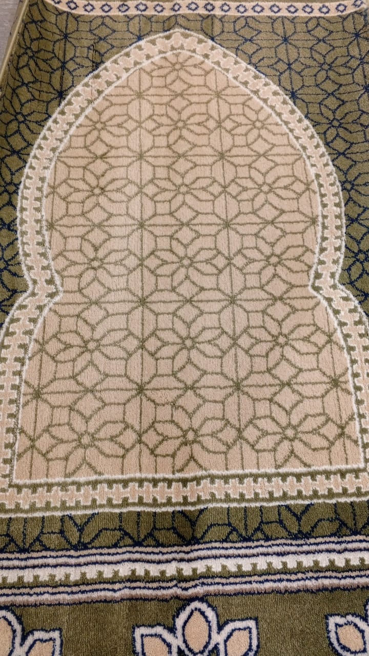 Buy premium green mosque carpet roll 133x25m at DeenSquare.com. Fast shipping in Dubai and delivery across UAE from DeenSquare.com.