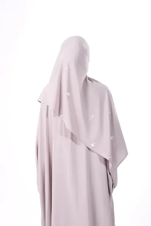 Buy Jodali prayer dress with Arabic embroidery sheila. Fast shipping in Dubai and delivery across UAE from DeenSquare.com.