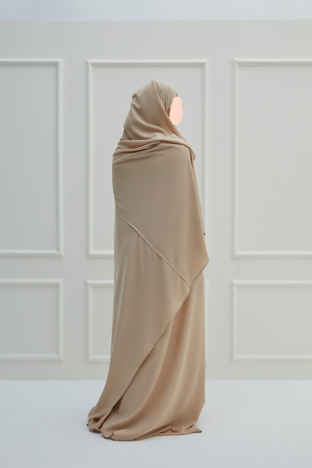 Buy MADA Open Big Sheila prayer clothes at deensquare.com. Soft cotton Jodali prayer wear with fast shipping in Dubai | UAE.