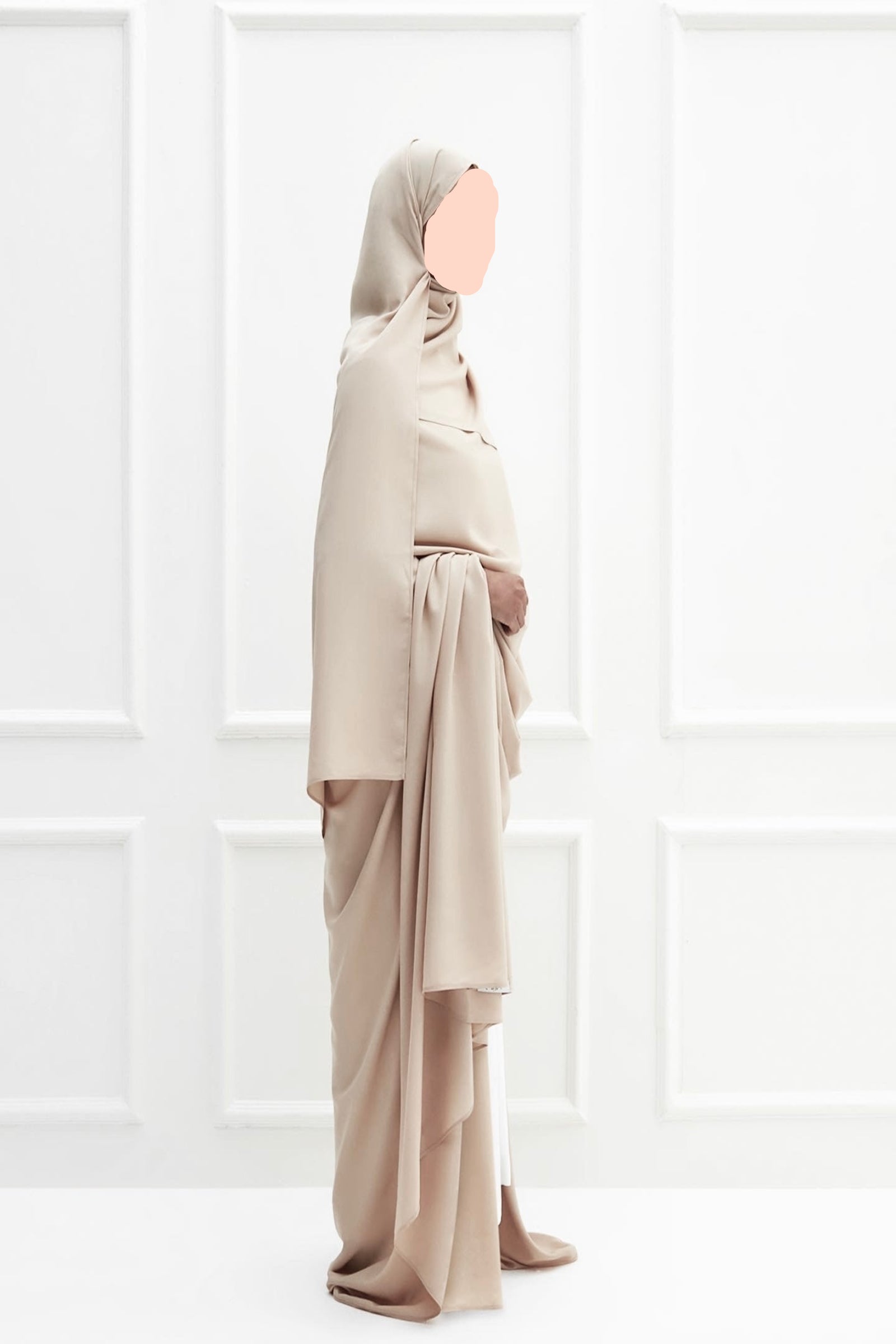 Buy MADA Open Big Sheila prayer clothes at deensquare.com. Soft cotton Jodali prayer wear with fast shipping in Dubai | UAE.