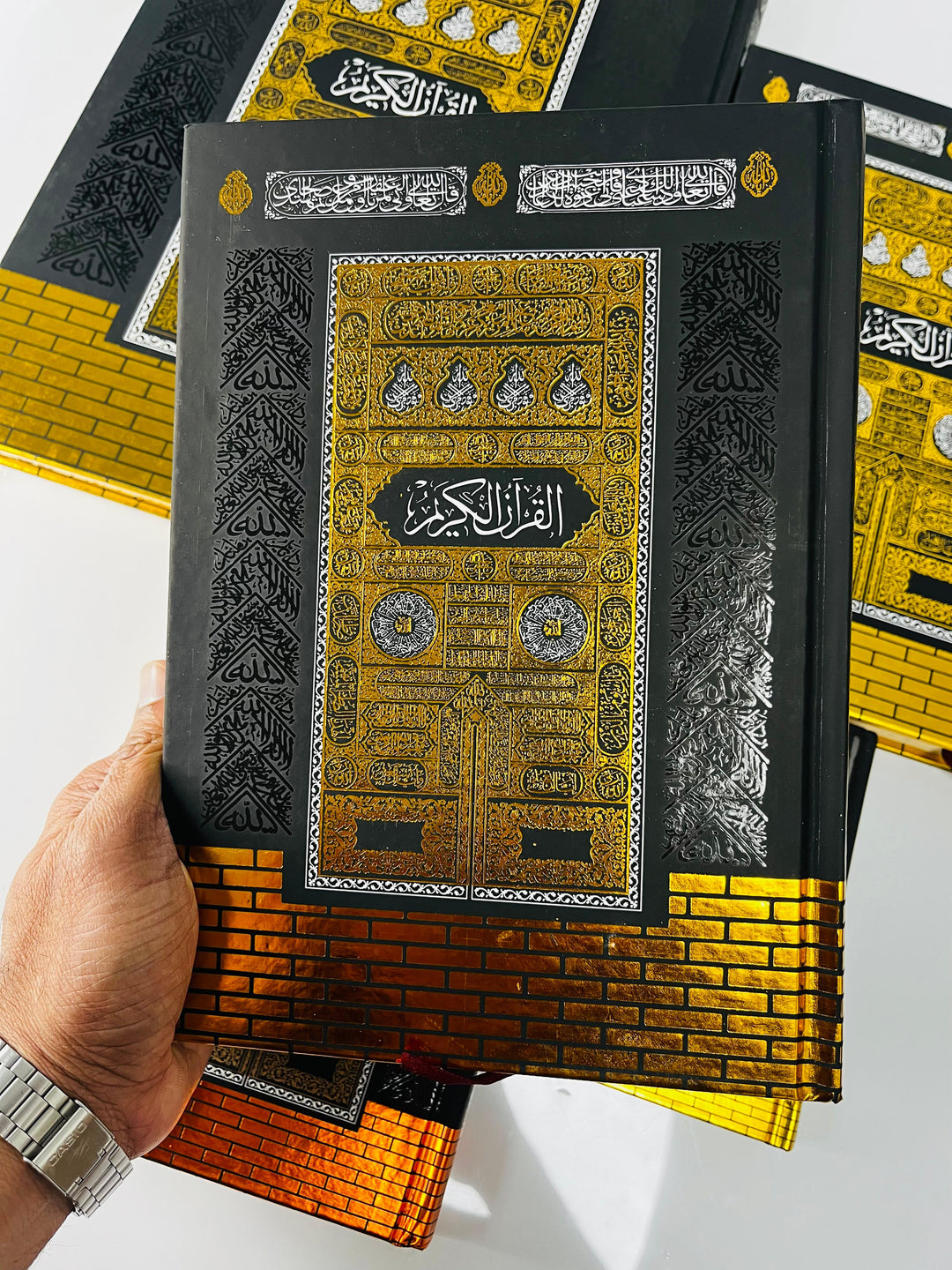 Buy a Standard 15-Line Quran with Uthmani Script and Kaaba Cover. Multiple sizes available for daily reading, study and gifting. Shop now.