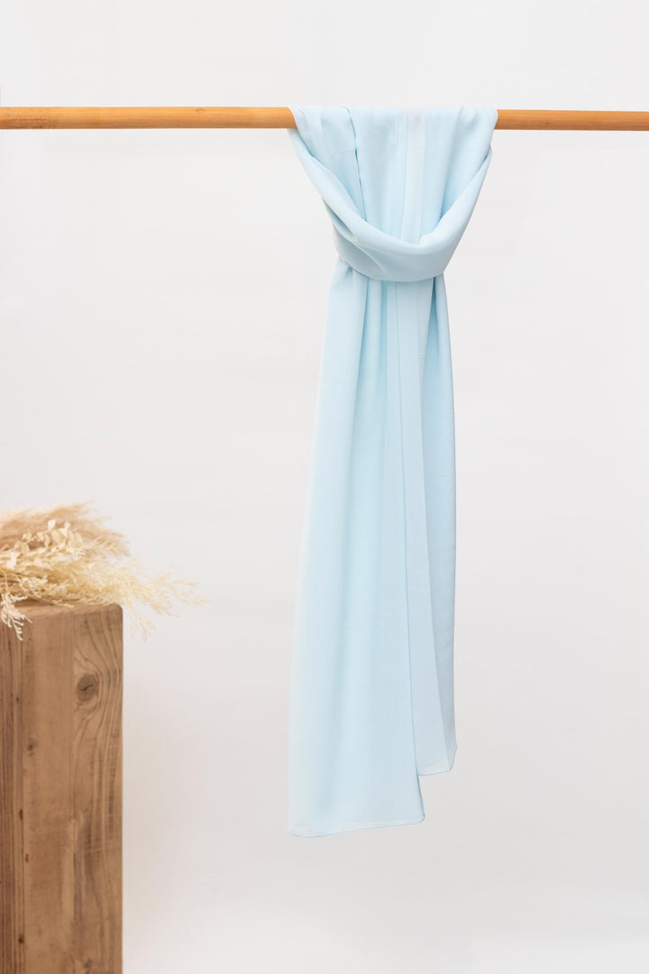 Buy SAMA hijab collection by Jodali at deensquare.com. Premium chiffon hijab gift set with fast shipping in Dubai | UAE.