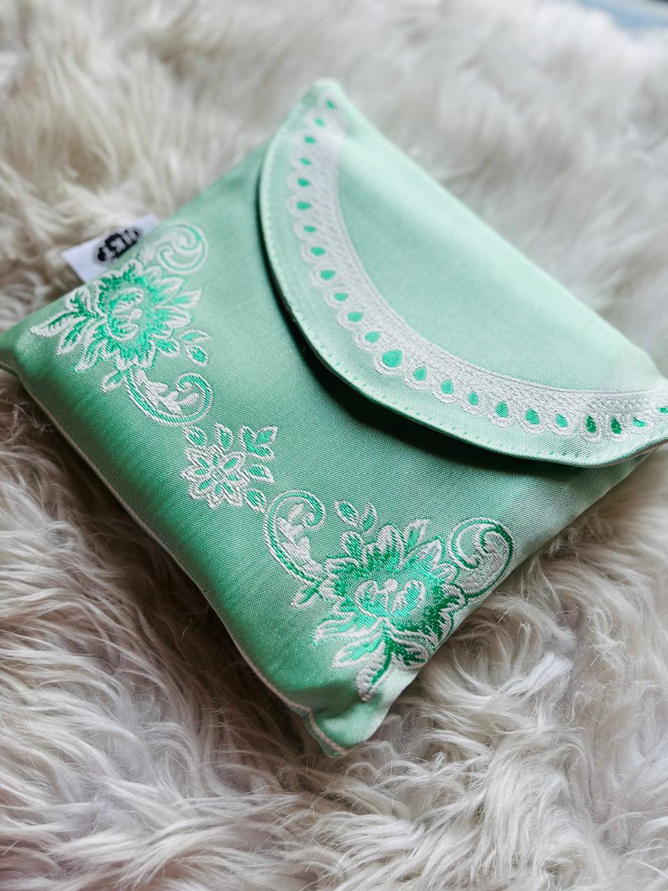 Travel Prayer mat with pouch - 70x120 cm