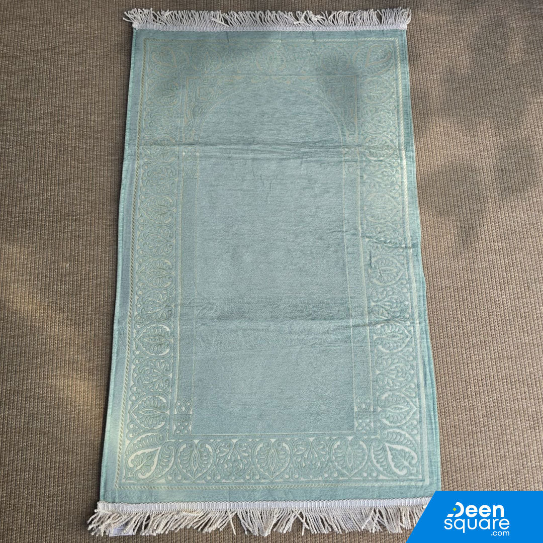 Buy Turkish padded prayer mat 70x120 cm at deensquare.com. Comfortable cushioned sajjadah with fast shipping in Dubai | UAE.