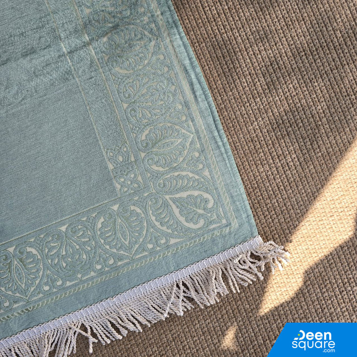 Buy Turkish padded prayer mat 70x120 cm at deensquare.com. Comfortable cushioned sajjadah with fast shipping in Dubai | UAE.