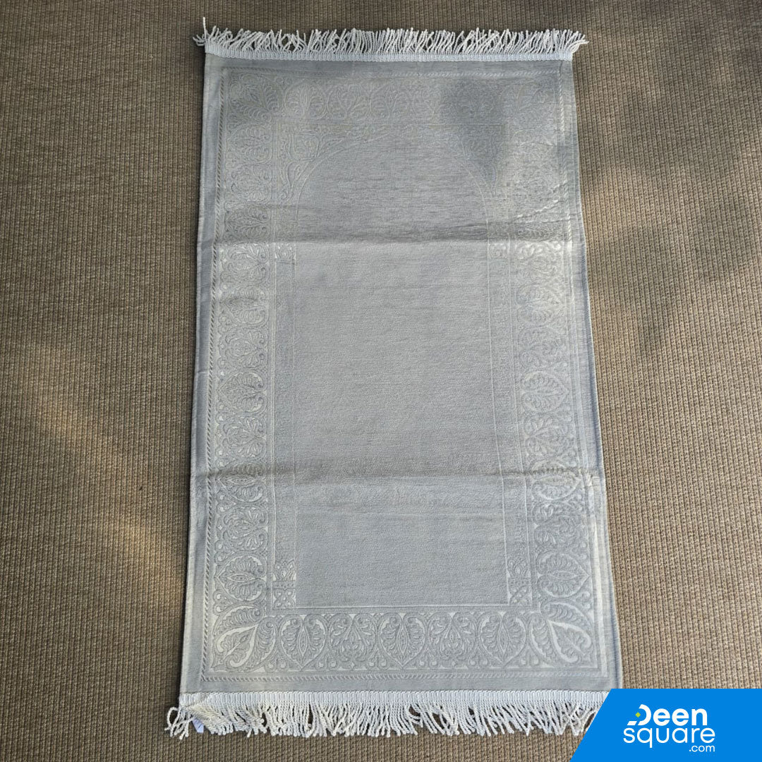 Buy Turkish padded prayer mat 70x120 cm at deensquare.com. Comfortable cushioned sajjadah with fast shipping in Dubai | UAE.