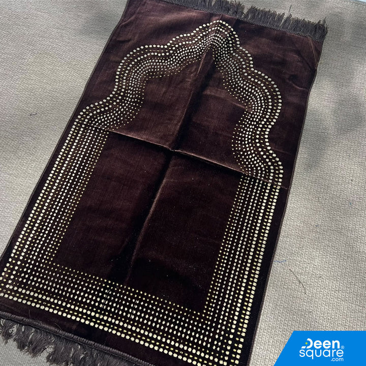 Buy wholesale Turkish prayer mats 30 pcs box at deensquare.com. Perfect for bulk orders and charity with fast shipping in Dubai | UAE.