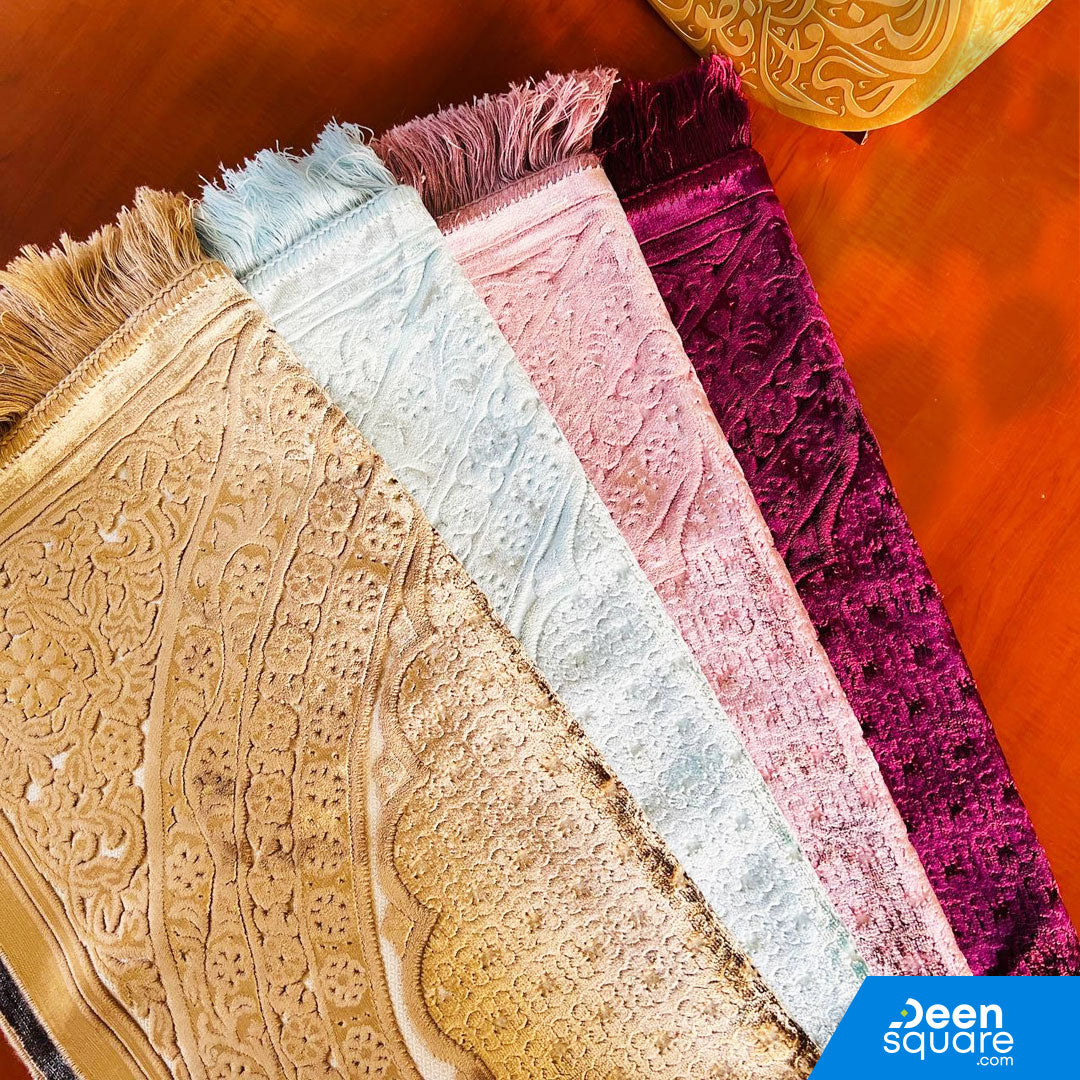 Velvet and Soft Prayer Mat | سجادة الصلاة الناعمة والمخملية
