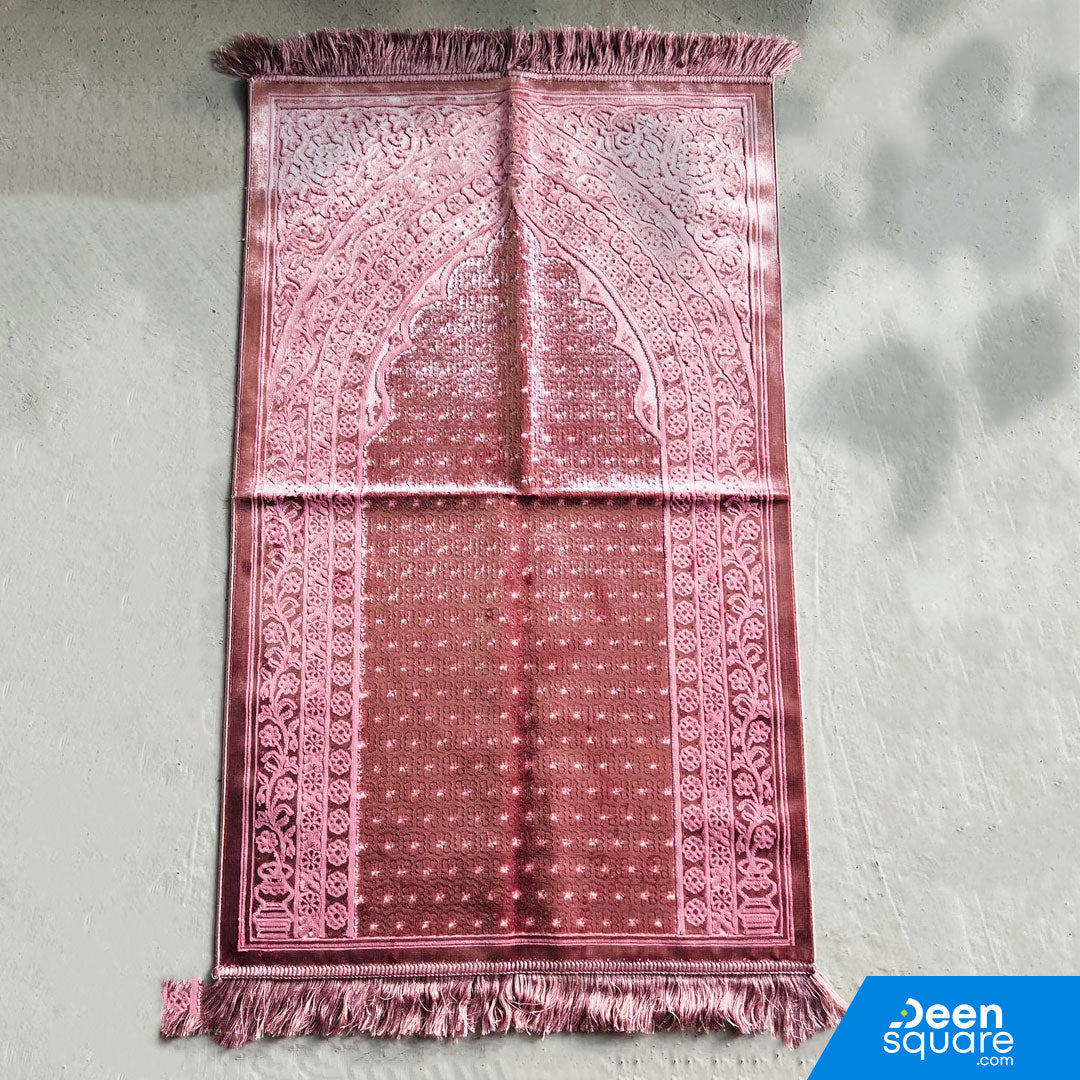 Velvet and Soft Prayer Mat | سجادة الصلاة الناعمة والمخملية pink