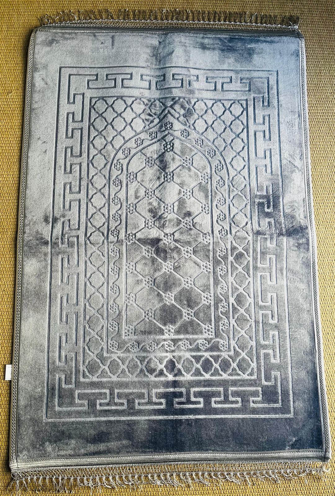 Padded Thick Velvet Prayer Rug Embossed
