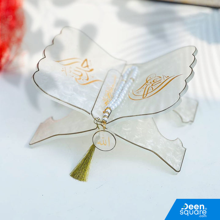 Elegant white resin Quran stand set with 2 bookmarks and tasbeeh keychain. Perfect for Ramadan, Hajj gifts &amp; Islamic home décor.