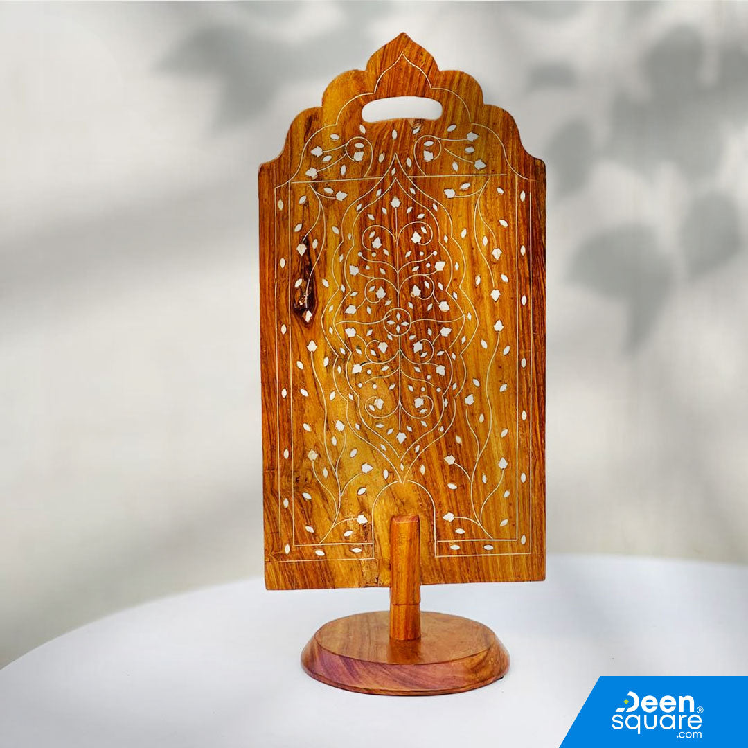 This Premium Wooden Sutrah is beautifully crafted for use during Salah, providing a proper barrier in front of the worshipper according to the Sunnah. Made from natural high-quality wood, it features an elegant, minimalistic design suitable for home, masjid, or prayer room.