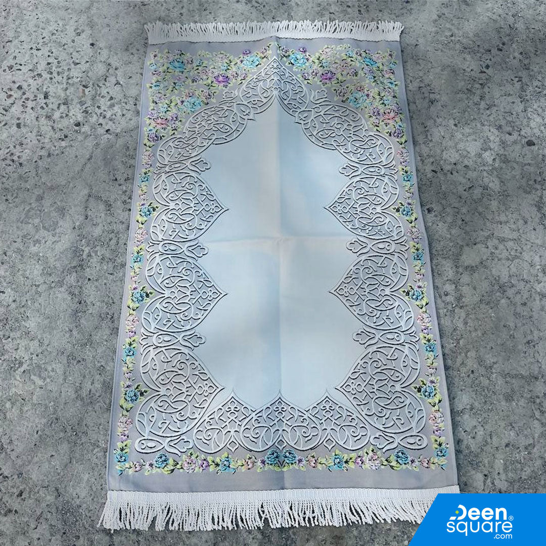Turkish Embroidered Prayer Mat – Floral Border Design (70x110 cm)