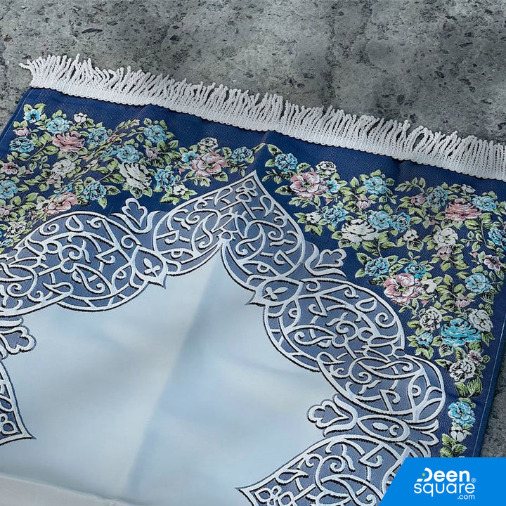 Turkish Embroidered Prayer Mat – Floral Border Design (70x110 cm)