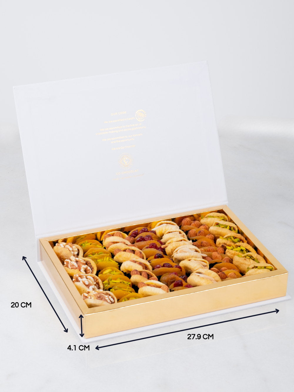 Noor Flat Box Treats – Luxury Dates &amp; Chocolate Gift Box co Chocolat