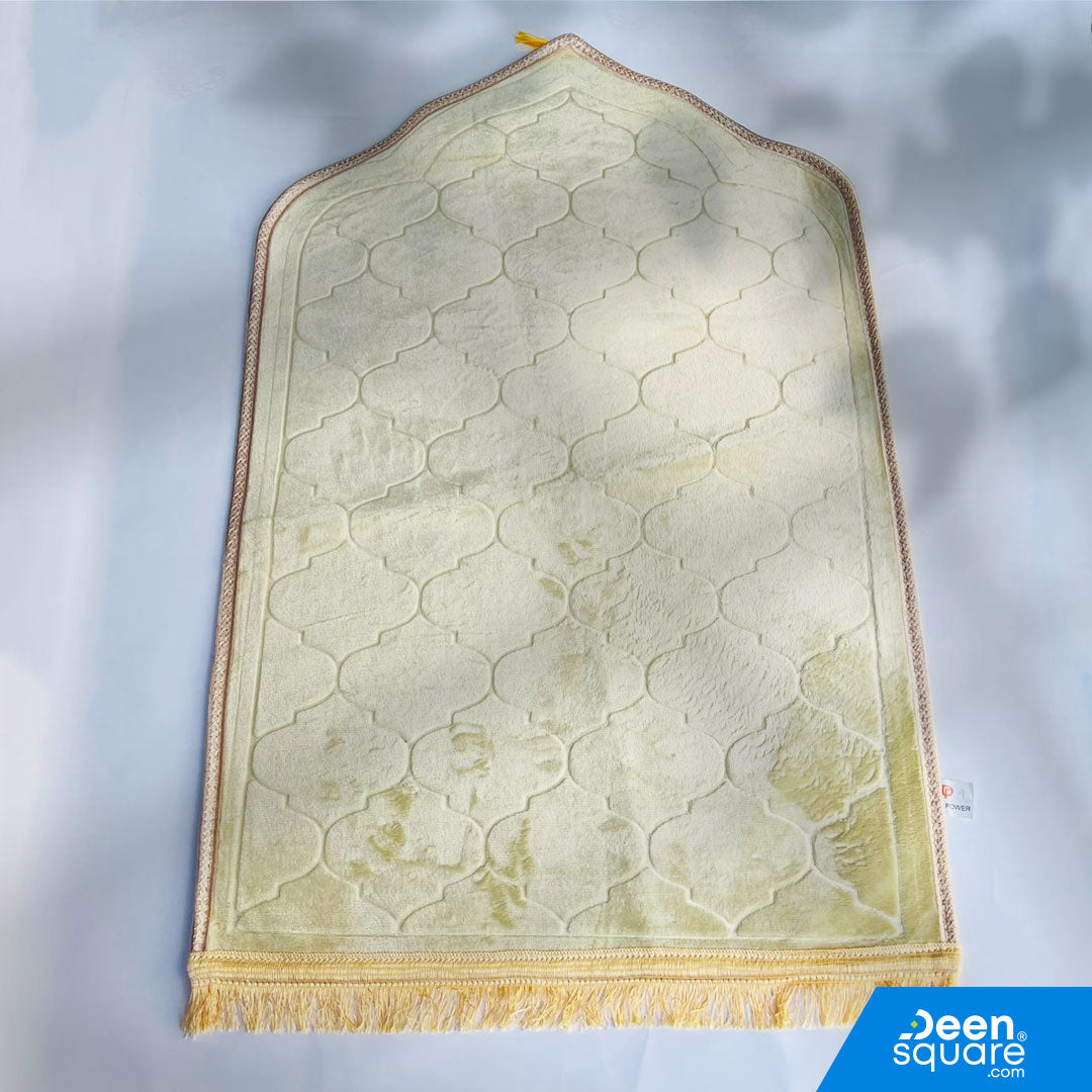 Standard padded prayer mat with name customization. Arch design, 70x110 cm, lightweight and comfortable for everyday Salah. Wholesale available.