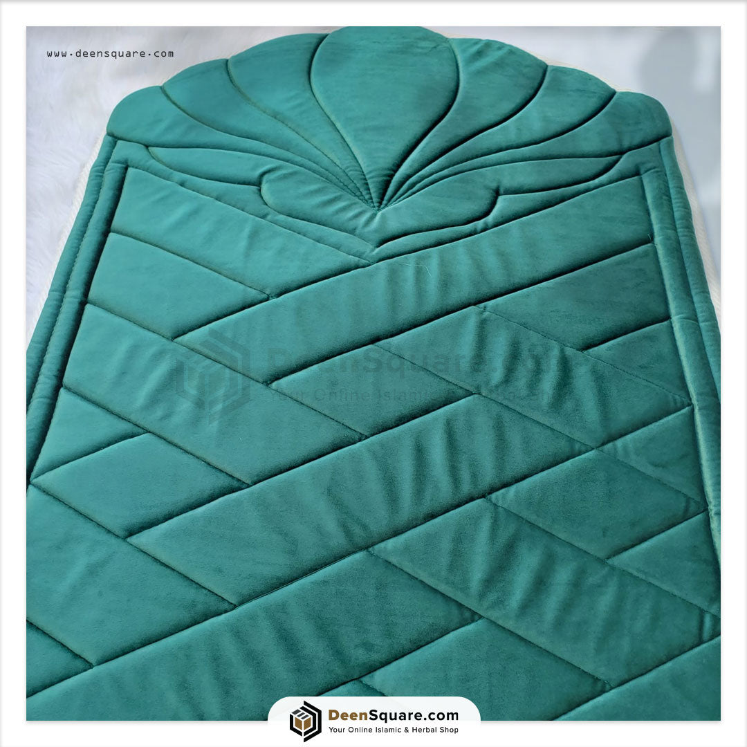 Turkish Padded Thick Velvet Prayer