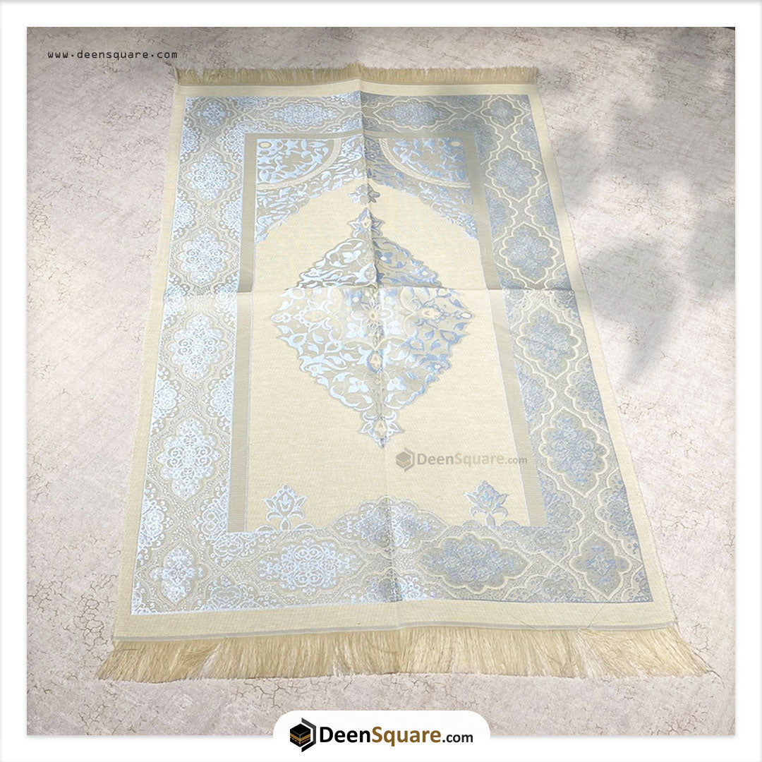 Beautiful Muslim Prayer mats - Made in Turkey
