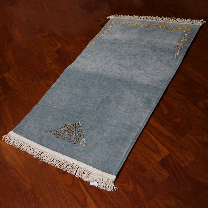Salam Prayer Mat (with a thin layer of sponge and a stylish modern design) - سجادة سلام مع طبقة اسفنجية رقيقة وتصميم عصري أنيق
