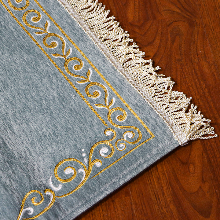 Salam Prayer Mat (with a thin layer of sponge and a stylish modern design) - سجادة سلام مع طبقة اسفنجية رقيقة وتصميم عصري أنيق