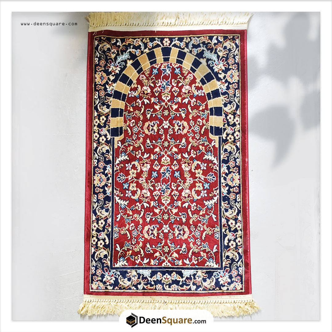 Mihrab Al Rawdah Prayer Mat - سجادة محراب الروضة