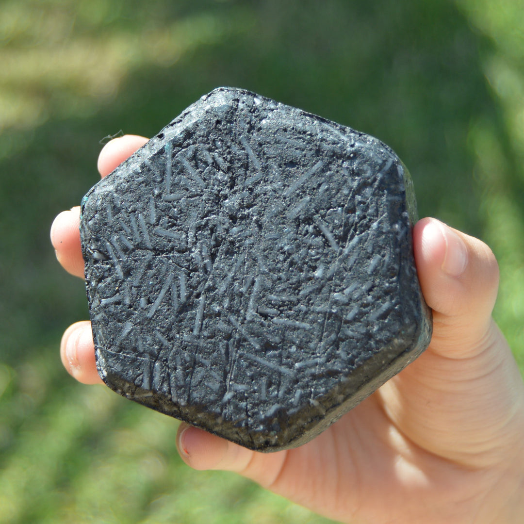 HANDMADE VEGAN OILY HAIR SOLID SHAMPOO BAR-ONYX- The Skin Concept