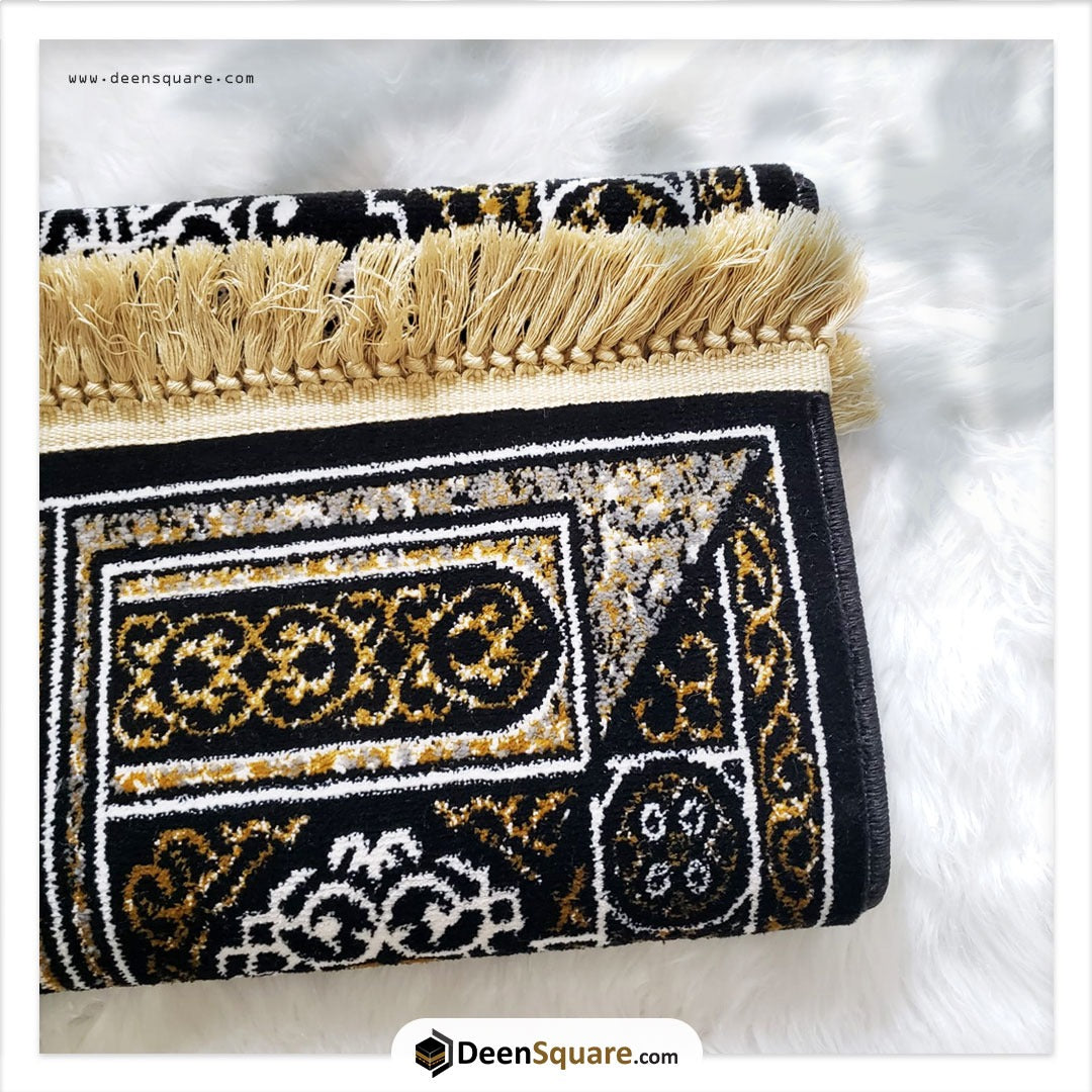 Bab Al Kaaba Prayer Mat - سجادة صلاة باب الكعبة